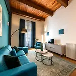Апартаменты Deluxe In Palazzo Storico - Centro - Isola Rossa