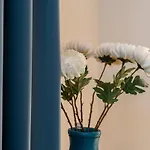 Deluxe In Palazzo Storico - Centro - Isola Rossa Апартаменты *