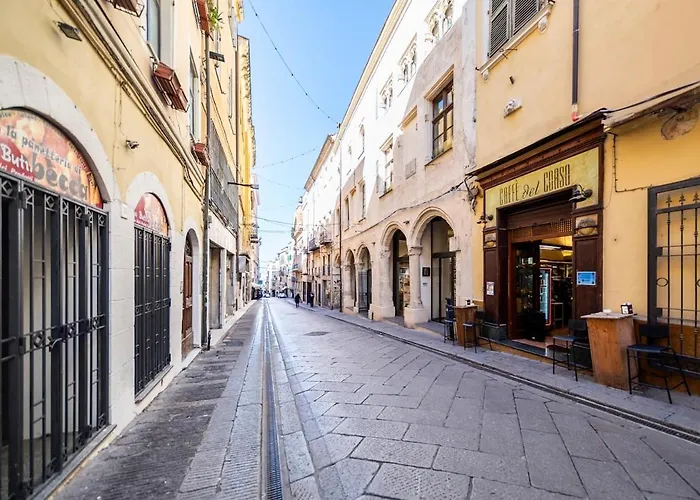 Deluxe In Palazzo Storico - Centro - Isola Rossa *