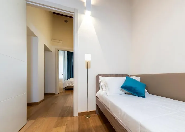 Deluxe In Palazzo Storico - Centro - Isola Rossa Appartement *