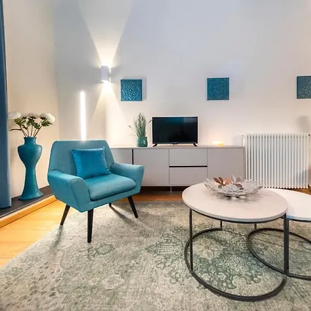 Deluxe In Palazzo Storico - Centro - Isola Rossa 公寓 萨萨里