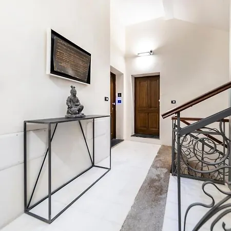 Appartement Deluxe In Palazzo Storico - Centro - Isola Rossa *