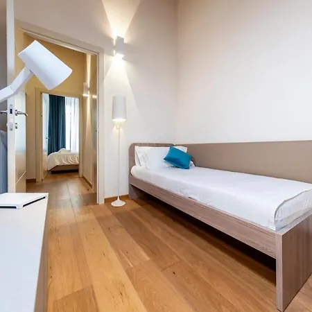 公寓 Deluxe In Palazzo Storico - Centro - Isola Rossa 萨萨里